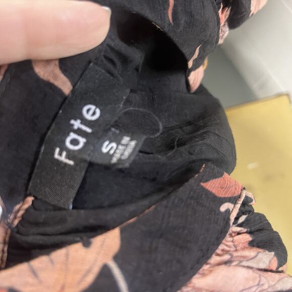 Fate Poet Blouse sz Small Black Brown Peach Floral Anthropologie Cottage Core #S - Picture 8 of 8